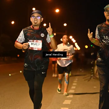Runner Photo 7722208