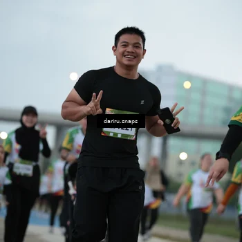 Runner Photo 7722244