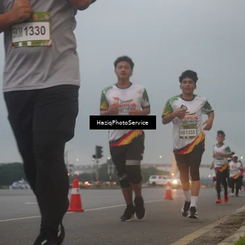 Runner Photo 7722245