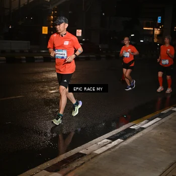 Runner Photo 7722264