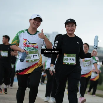 Runner Photo 7722268