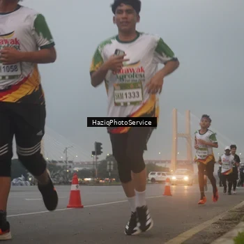 Runner Photo 7722288