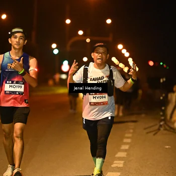 Runner Photo 7722293