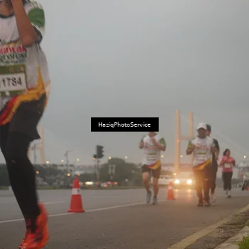 Runner Photo 7722318
