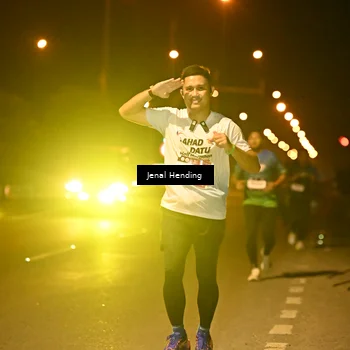 Runner Photo 7722340
