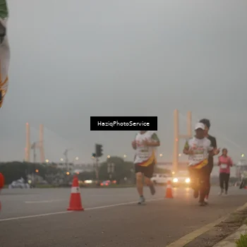 Runner Photo 7722362