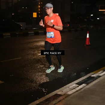 Runner Photo 7722365