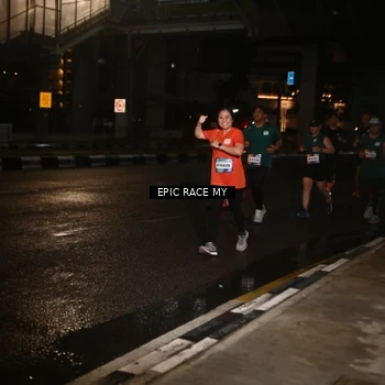 Runner Photo 7722369