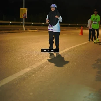 Runner Photo 7722393