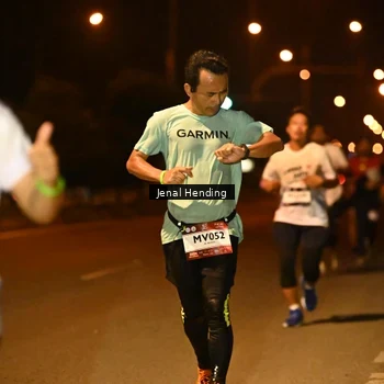 Runner Photo 7722394