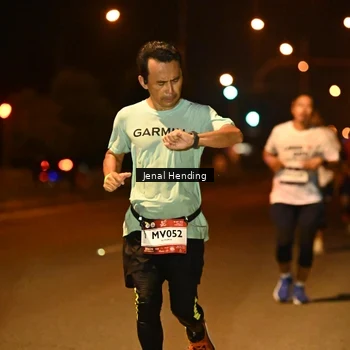 Runner Photo 7722410