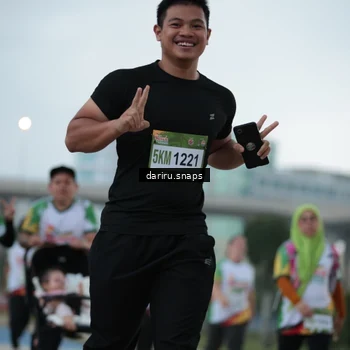 Runner Photo 7722423
