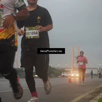 Runner Photo 7722426