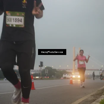 Runner Photo 7722431