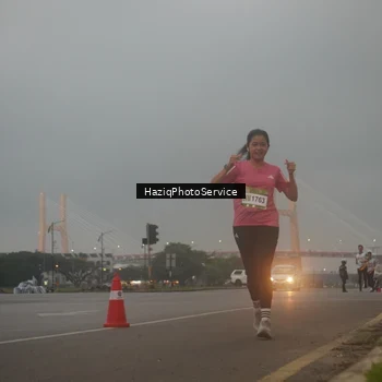 Runner Photo 7722461