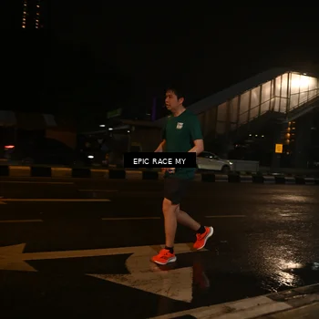 Runner Photo 7722462