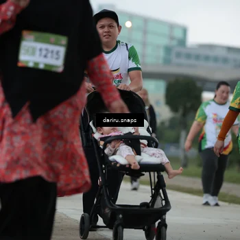 Runner Photo 7722476