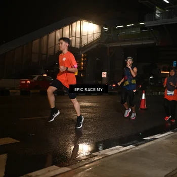Runner Photo 7722492