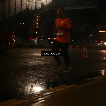 Runner Photo 7722545