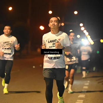Runner Photo 7722552