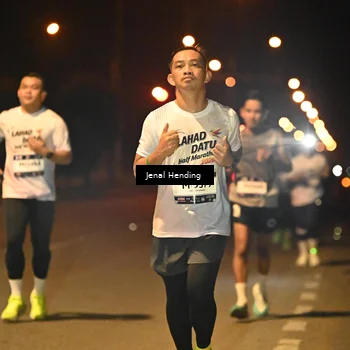 Runner Photo 7722577