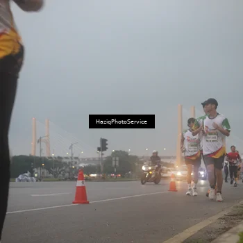 Runner Photo 7722586