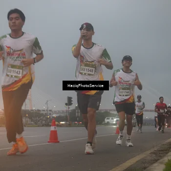Runner Photo 7722605