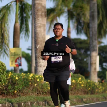 Runner Photo 7722611