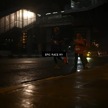 Runner Photo 7722636