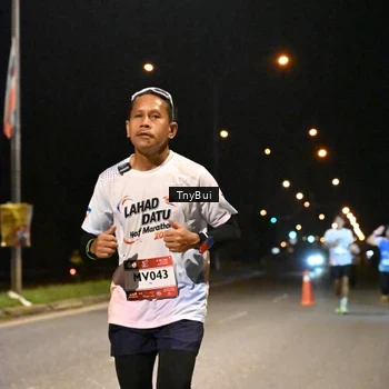 Runner Photo 7722659