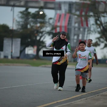 Runner Photo 7722665