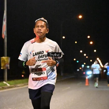 Runner Photo 7722666