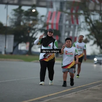 Runner Photo 7722681