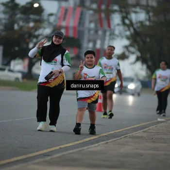 Runner Photo 7722686