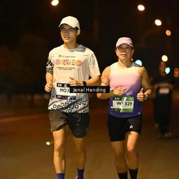 Runner Photo 7722692