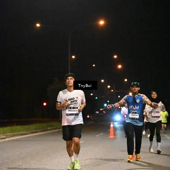 Runner Photo 7722695