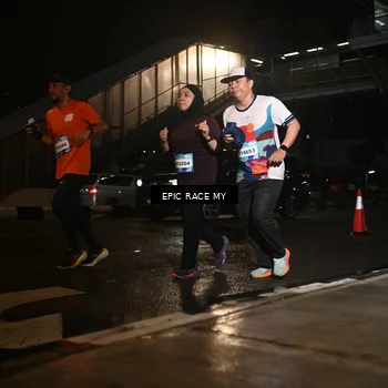 Runner Photo 7722713