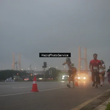 Runner Photo 7722723