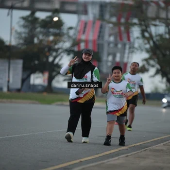 Runner Photo 7722725
