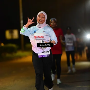 Runner Photo 7722733