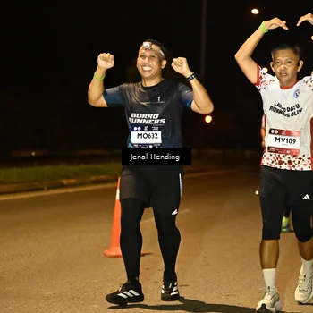 Runner Photo 7722750