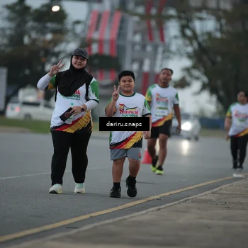 Runner Photo 7722751