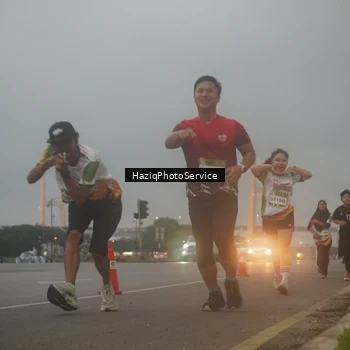 Runner Photo 7722755
