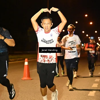 Runner Photo 7722771