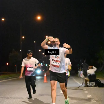 Runner Photo 7722773