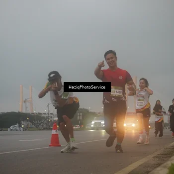 Runner Photo 7722781