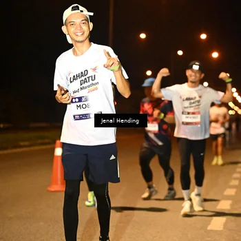 Runner Photo 7722796