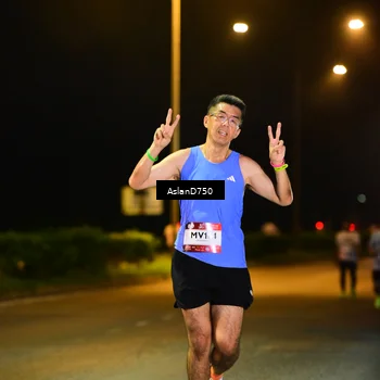 Runner Photo 7722810