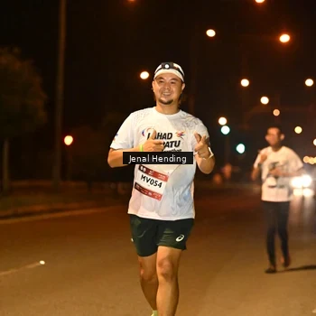 Runner Photo 7722813