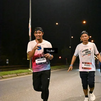 Runner Photo 7722818